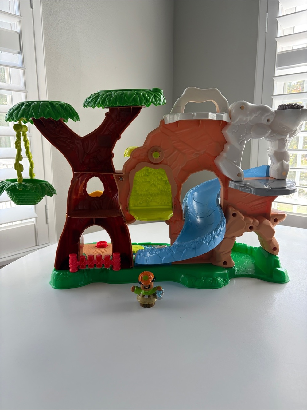 Fisher-Price Little People Animal Sounds Zoo / Zoo Talkers - Picture 12 of 13